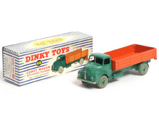 Lot 526 - DINKY TOYS (GB) (1)