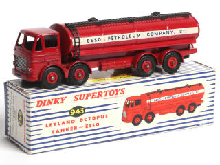 Lot 536 - DINKY TOYS (GB) (1)