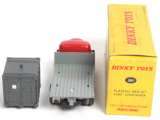 Lot 338 - DINKY TOYS (FRANCE) (1)