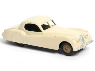 Lot 412 - DINKY TOYS (GB) (1)