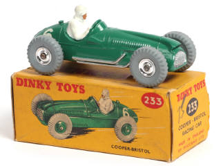 Lot 422 - DINKY TOYS (GB) (1)