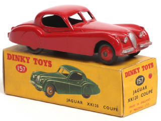 Lot 447 - DINKY TOYS (GB) (1)