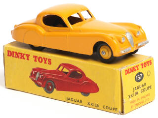 Lot 448 - DINKY TOYS (GB) (1)