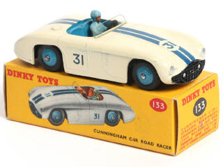 Lot 425 - DINKY TOYS (GB) (1)