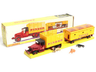 Lot 353 - DINKY TOYS (FRANCE) (1)