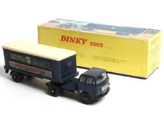 Lot 351 - DINKY TOYS (FRANCE) (1)