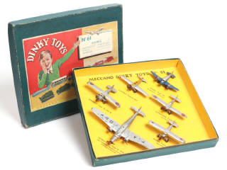 Lot 360 - DINKY TOYS (FRANCE) (7)