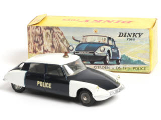 Lot 257 - DINKY TOYS (FRANCE) (1)