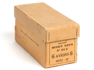 Lot 358 - DINKY TOYS (FRANCE) (1)