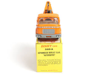 Lot 343 - DINKY TOYS (FRANCE) (1)