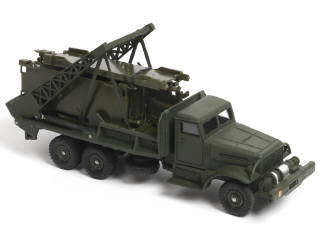 Lot 348 - DINKY TOYS (FRANCE) (1)