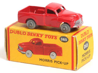 Lot 373 - DINKY TOYS (GB) (1)