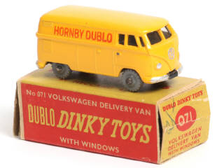 Lot 375 - DINKY TOYS (GB) (1)
