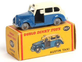 Lot 371 - DINKY TOYS (GB) (1)