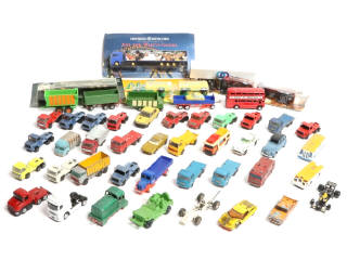 Lot 174 - DIVERS (45)