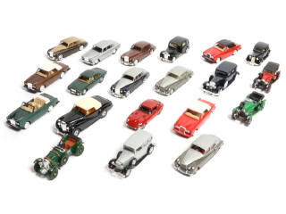 Lot 132 - DIVERS (20)