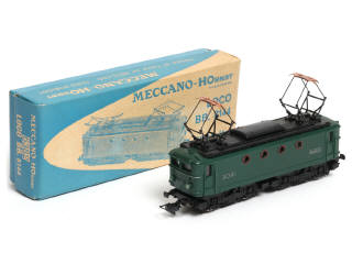 Lot 3 - HORNBY 'HO' (1)