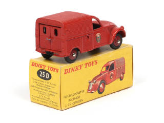 Lot 208 - DINKY TOYS (FRANCE) (1)