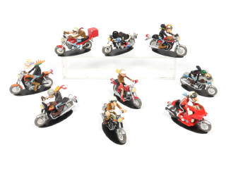 Lot 4 - JOE BAR TEAM (9)