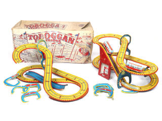 Lot 33 - FRANCE JOUETS (FRANCE) (2)