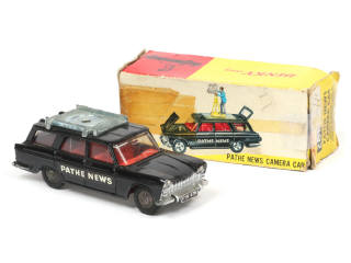 Lot 211 - DINKY TOYS (GB) (1)