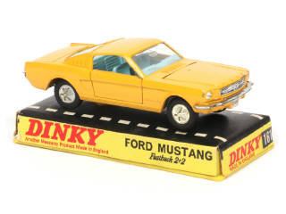 Lot 201 - DINKY TOYS (GB) (1)