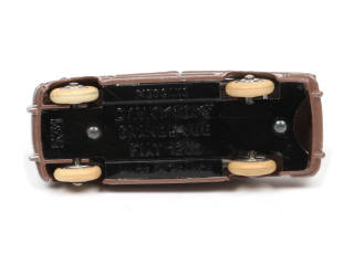 Lot 264 - DINKY TOYS (FRANCE) (1)