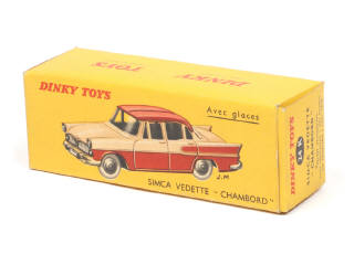 Lot 233 - DINKY TOYS (FRANCE) (1)