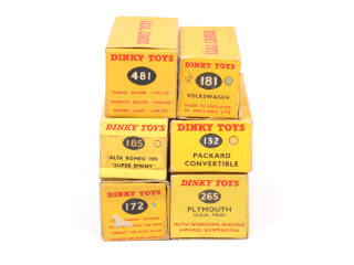Lot 166 - DINKY TOYS (GB) (6)