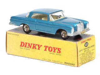 Lot 267 - DINKY TOYS (FRANCE) (1)