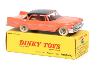 Lot 275 - DINKY TOYS (FRANCE) (1)