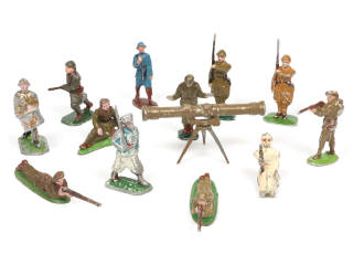 Lot 15 - DIVERS (13)