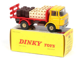 Lot 355 - DINKY TOYS (FRANCE) (1)