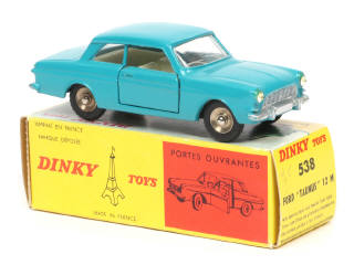 Lot 330 - DINKY TOYS (FRANCE) (1)