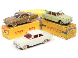 Lot 375 - DINKY TOYS (FRANCE) (3)