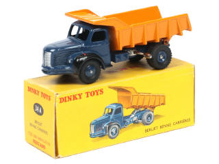 Lot 317 - DINKY TOYS (FRANCE) (1)