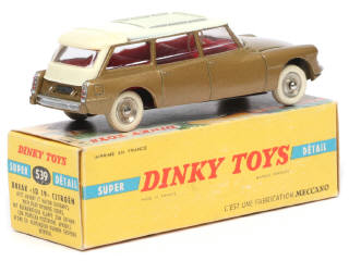 Lot 332 - DINKY TOYS (FRANCE) (1)