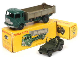 Lot 376 - DINKY TOYS (FRANCE) (2)