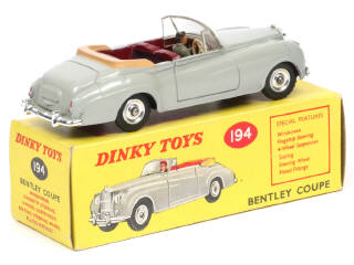 Lot 207 - DINKY TOYS (GB) (1)
