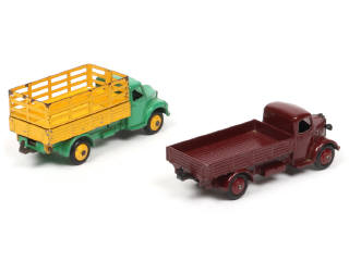 Lot 239 - DINKY TOYS (GB) (2)