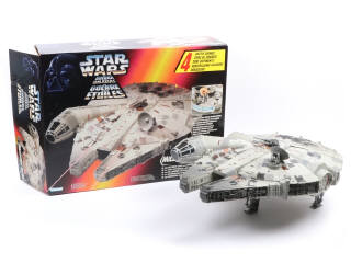 Lot 128 - KENNER PRODUCTS (USA) (1)