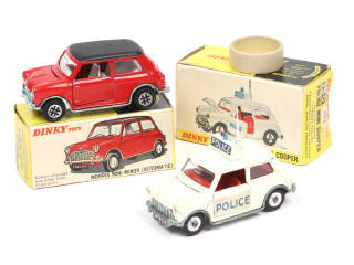 Lot 322 - DINKY TOYS (GB) (2)
