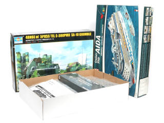 Lot 59 - DIVERS (2)