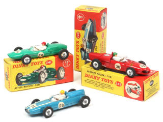 Lot 175 - DINKY TOYS (GB) (3)