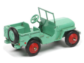 Lot 140 - DINKY TOYS (GB) (1)