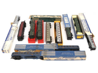 Lot 26 - HORNBY 'HO' (11)