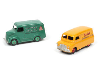 Lot 191 - DINKY TOYS (GB) (2)