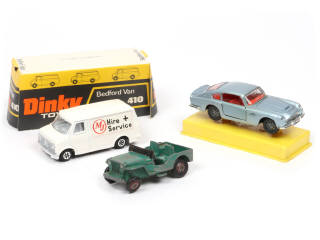 Lot 198 - DINKY TOYS (GB) (3)