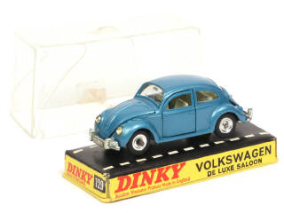 Lot 166 - DINKY TOYS (GB) (1)