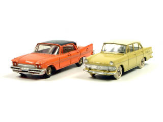 Lot 551 - DINKY TOYS FRANCE (2)